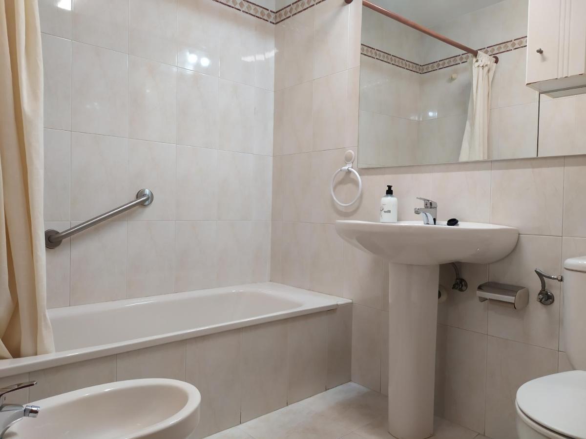 Apartamento Poniente Con Dos Banos Muy Centrico 6 Personas لوغرونيو المظهر الخارجي الصورة